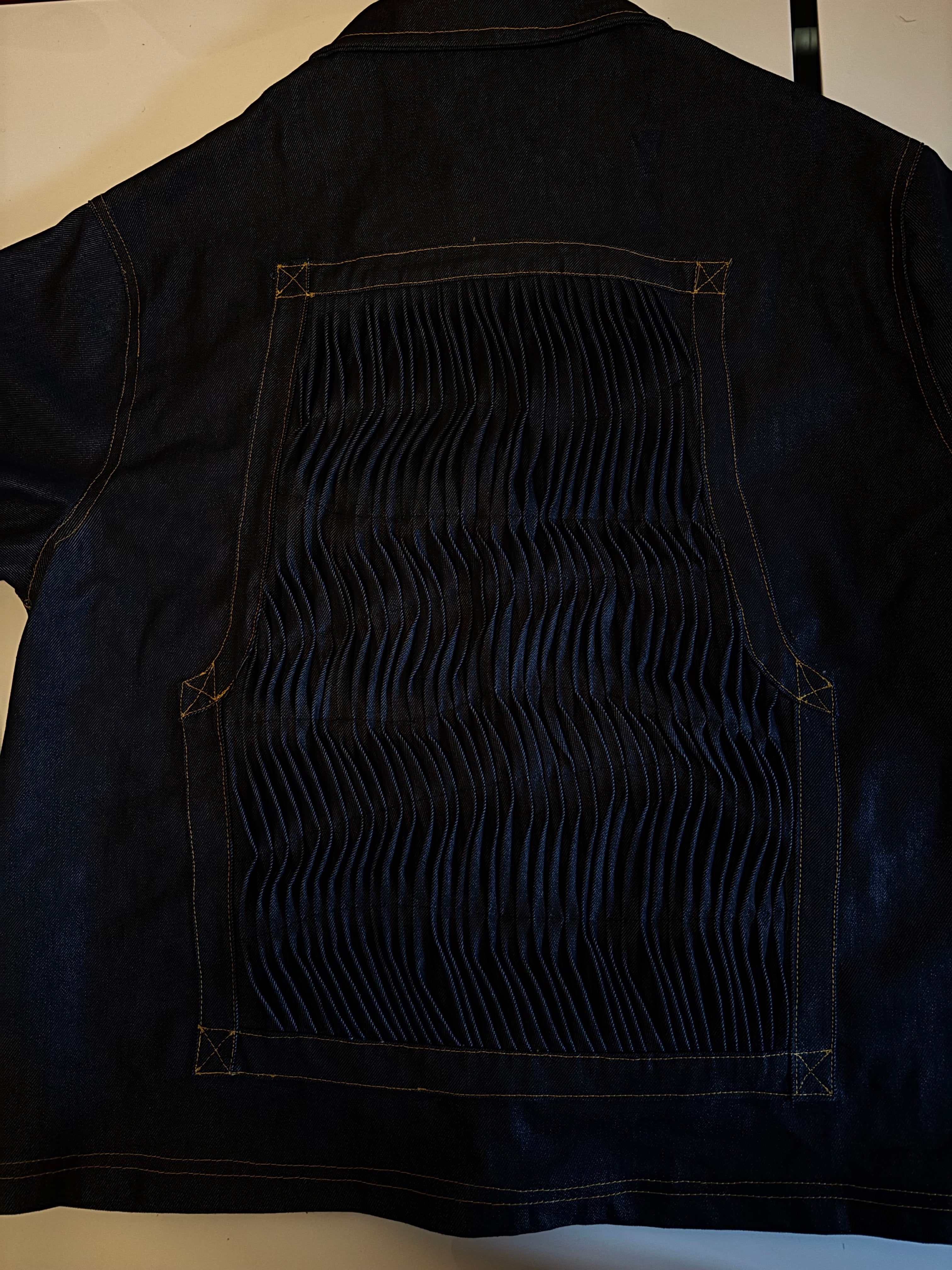 Wavy Jacket